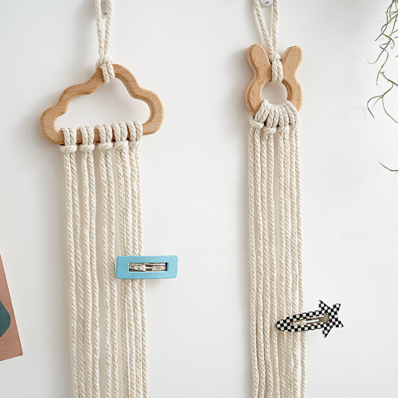Baby Nursery Decor Ideas - Suporte de Madeira para Presilhas de
